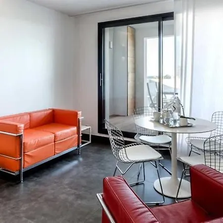 L'ile-rousse Sleeps 2 Διαμέρισμα