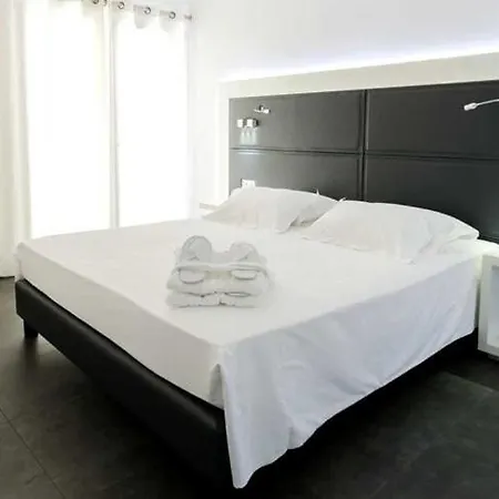 Διαμέρισμα L'ile-rousse Sleeps 2 LʼÎle-Rousse